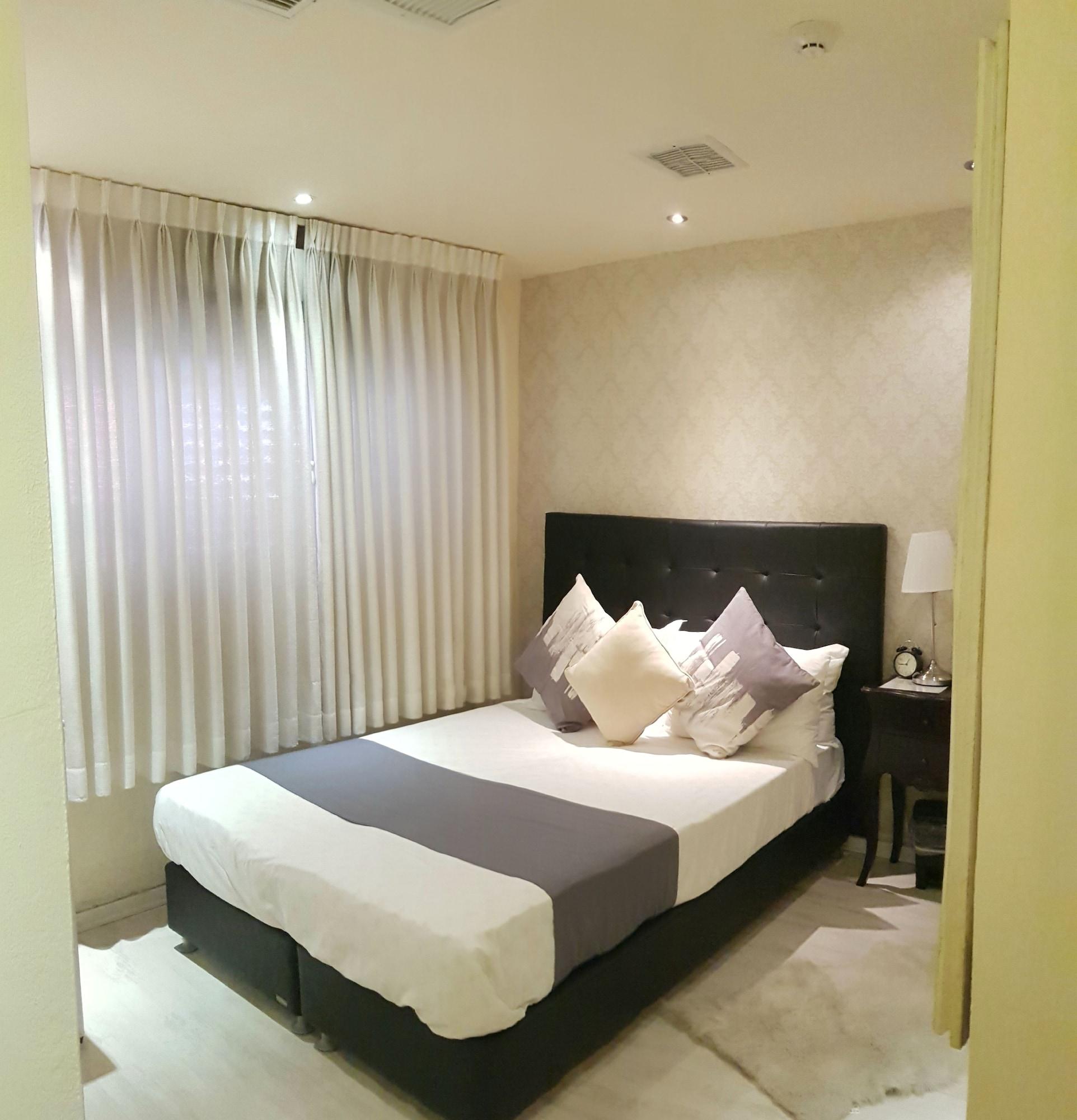 Отель Central Hotel 2*