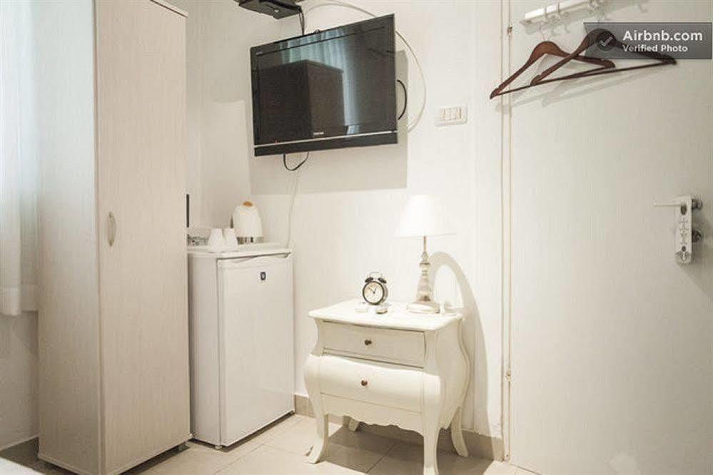 Central Hotel 2*